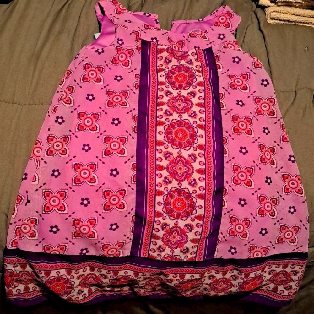 Girls dress